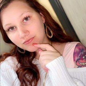 Meet your Posher, Katelynn